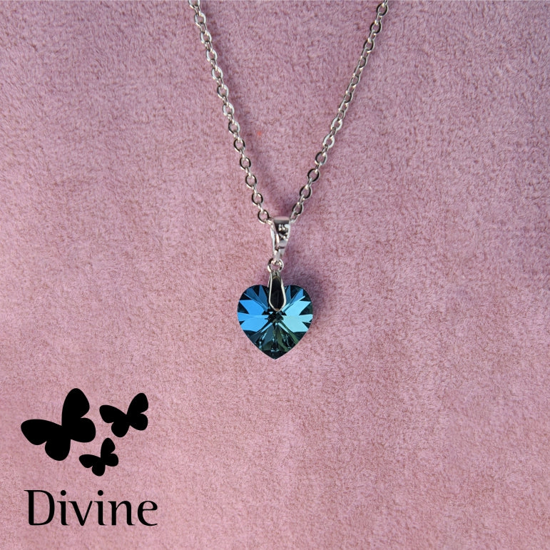 Divine Ланче “Elegance Wrapped in Blue”
