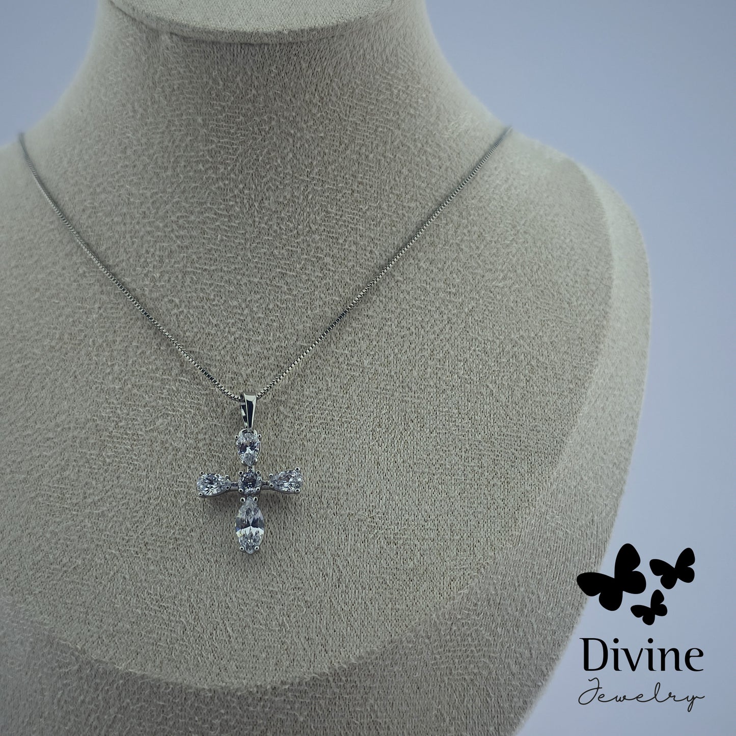Divine Ланче “Timeless Simplicity”