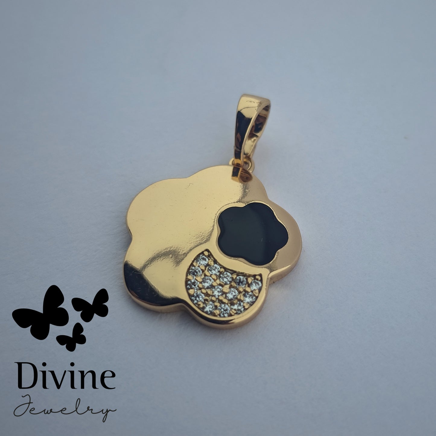 Divine Приврзок “Mystic Blossom”