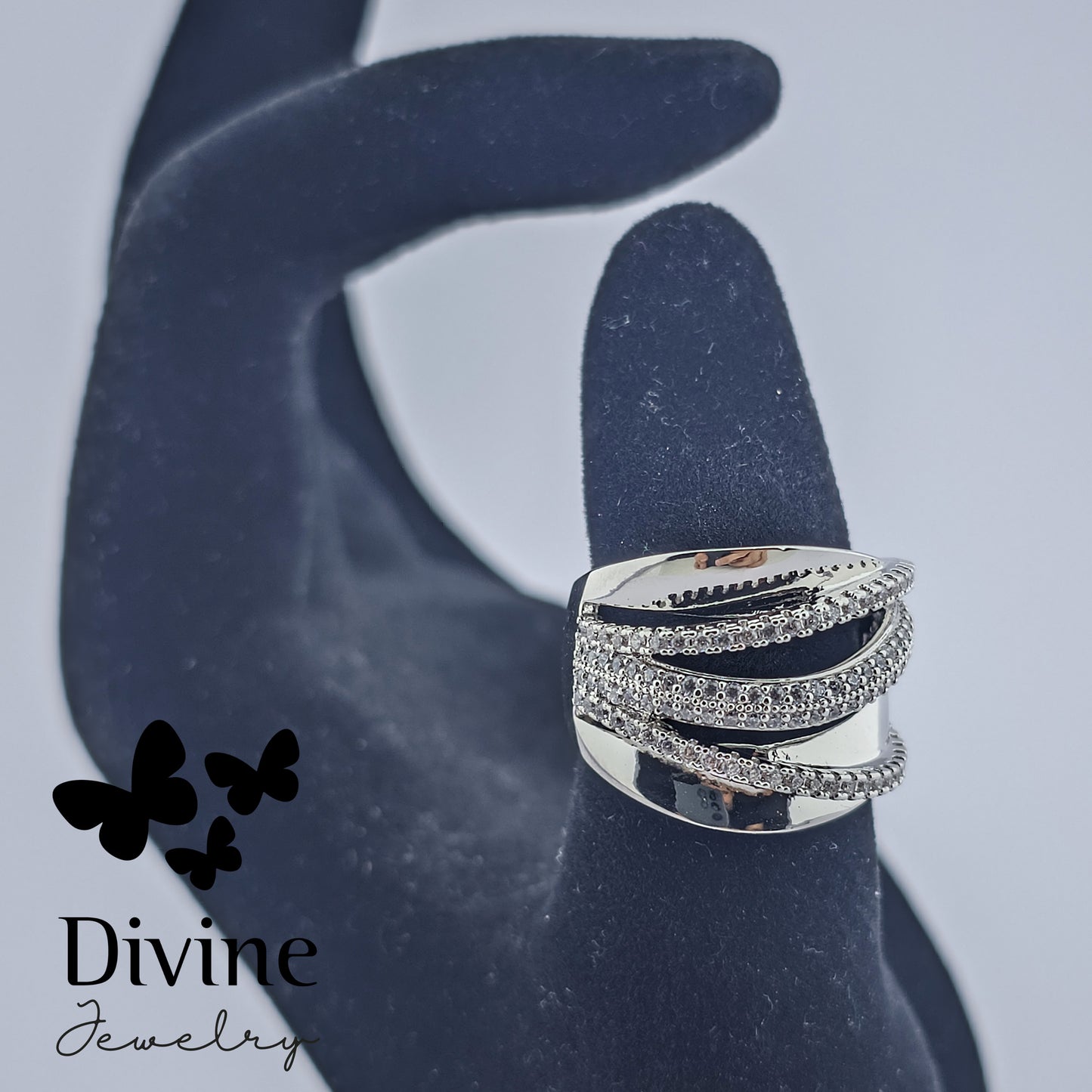 Divine Прстен “Silver Elegance”