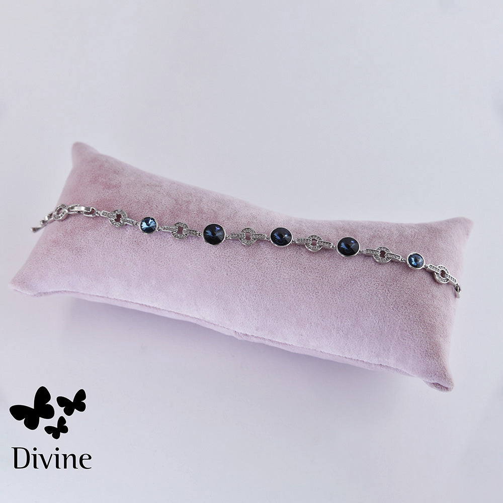 divine narakvica