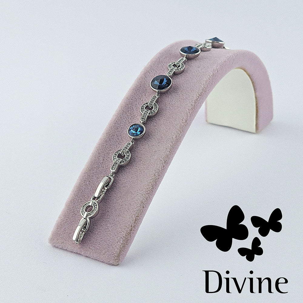 divine narakvica blue royalty