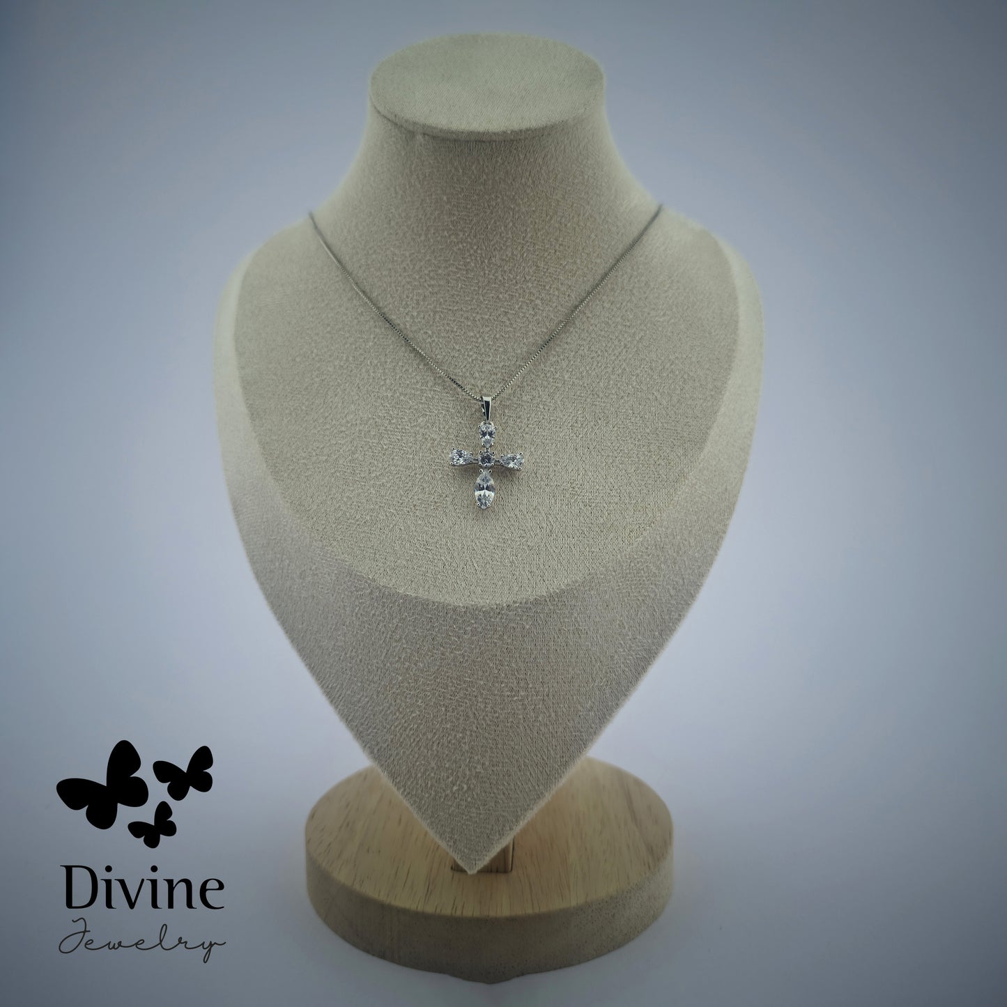 Divine Ланче “Timeless Simplicity”