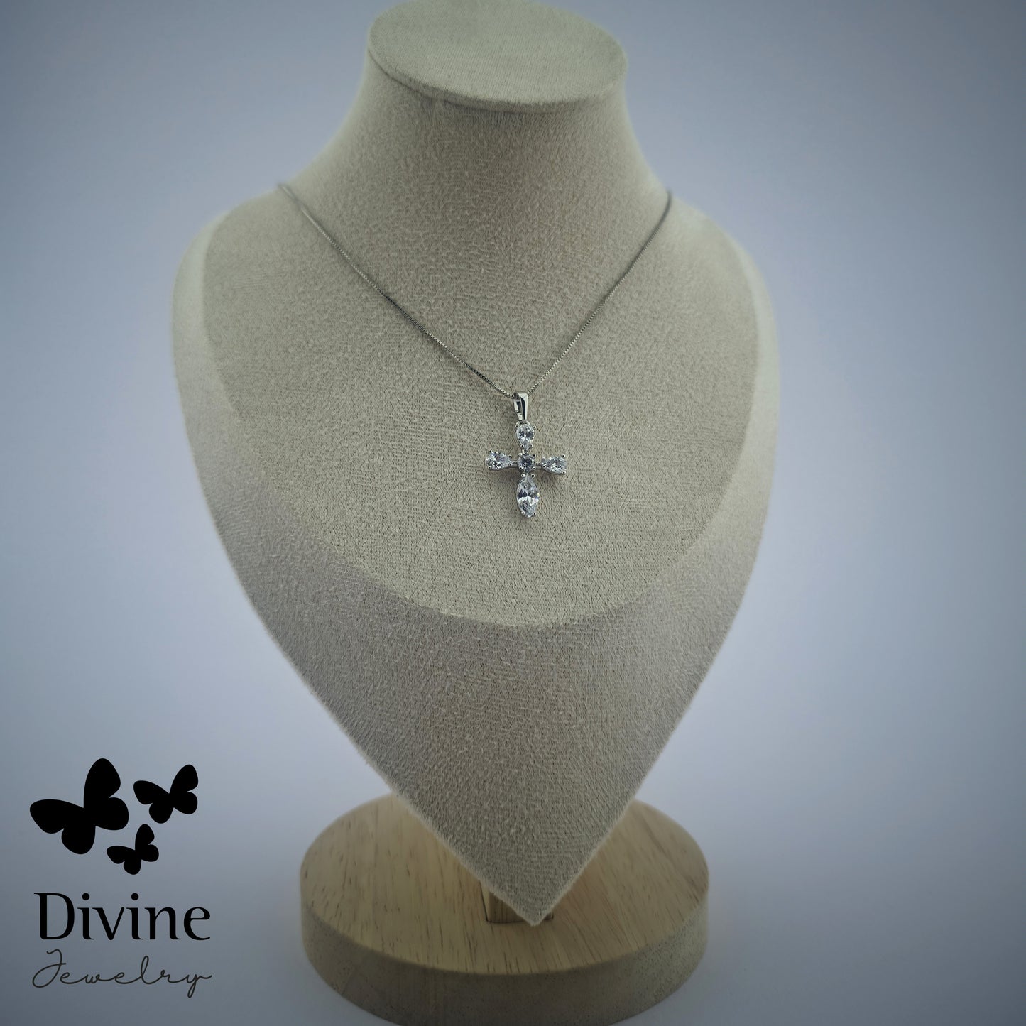 Divine Ланче “Timeless Simplicity”