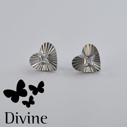 divine obetki glowing hearbeat