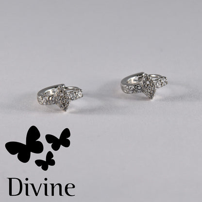 divine obetki sparkle with confidence