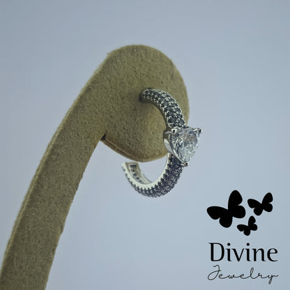 Divine Обетки “Crystal Heart Hoops”