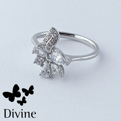 divine prsten white floral elegance