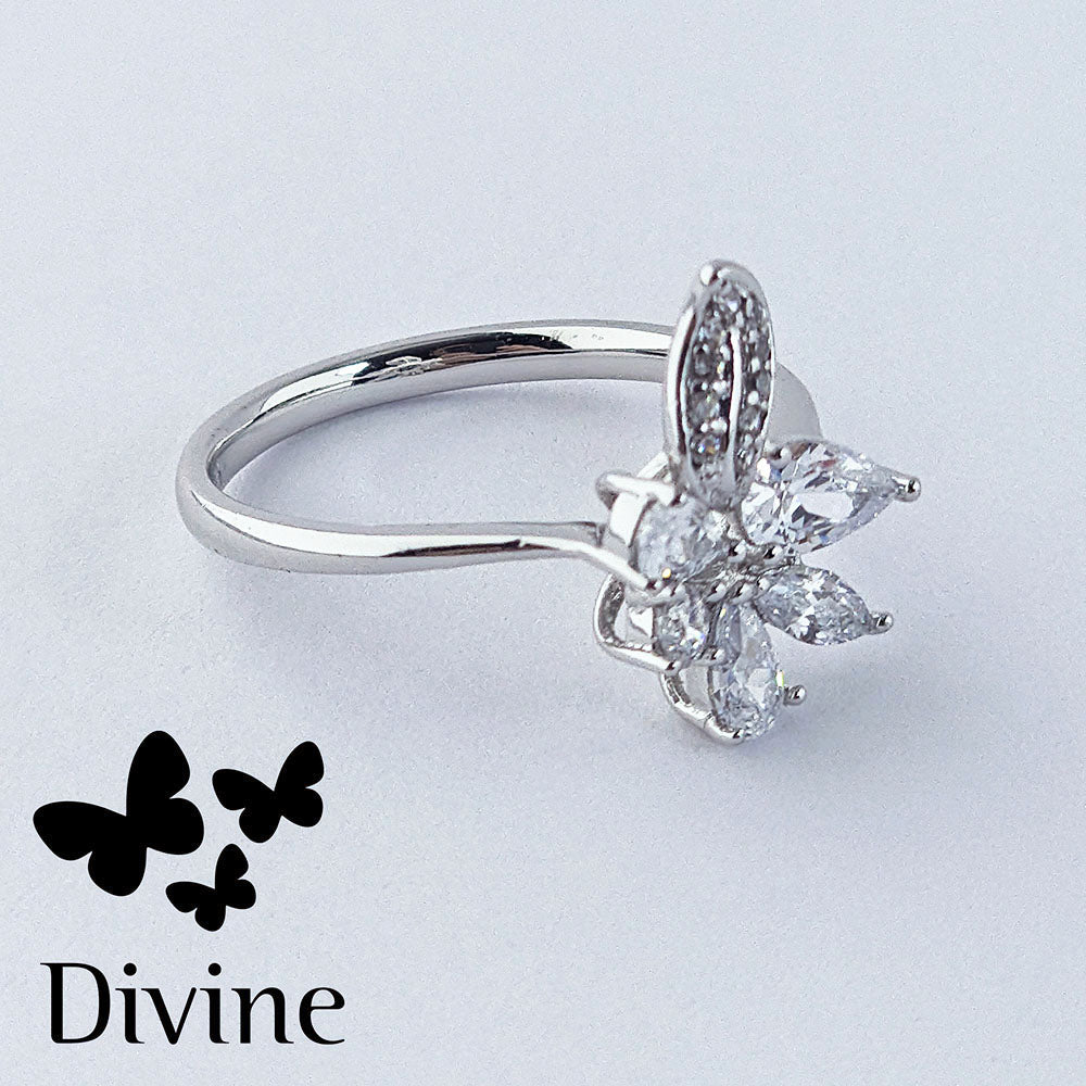 Divine Прстен “White Floral Elegance”