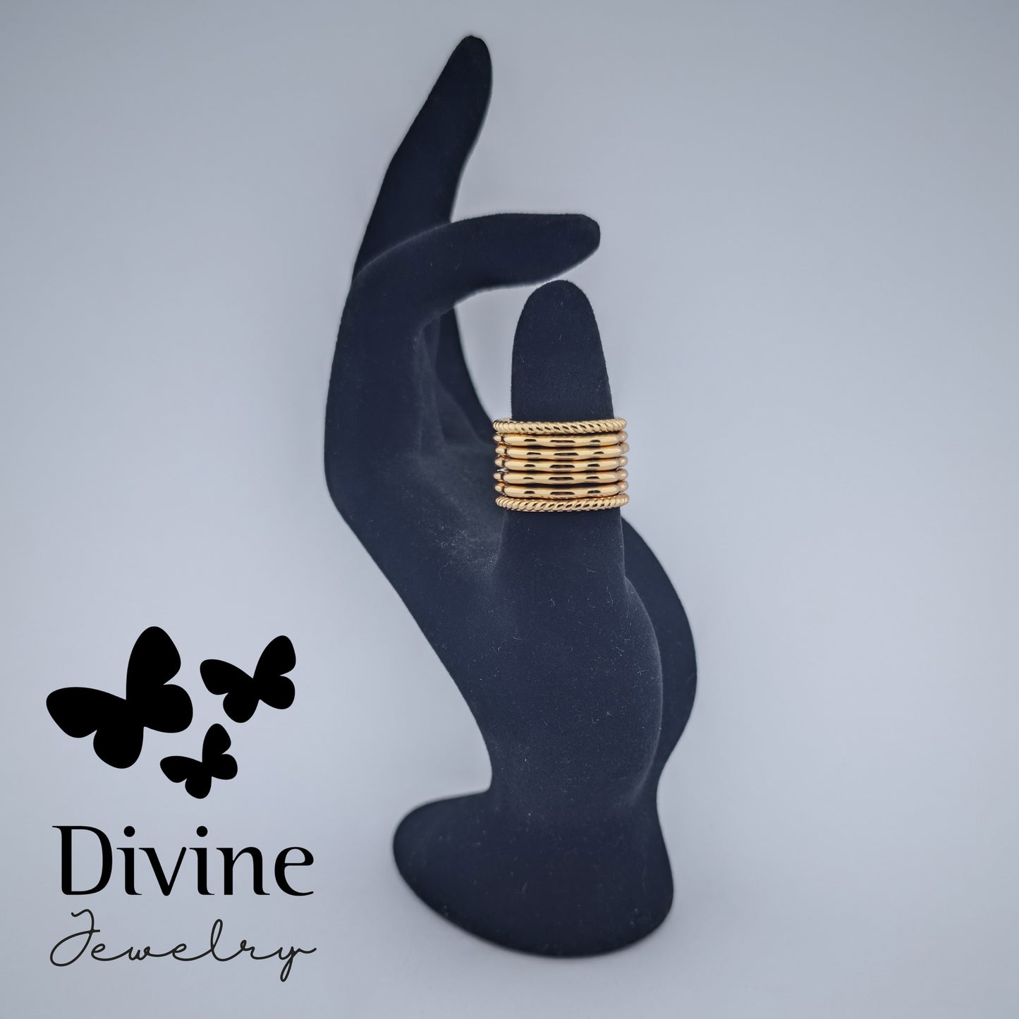 Divine Прстен “Royal Lines”