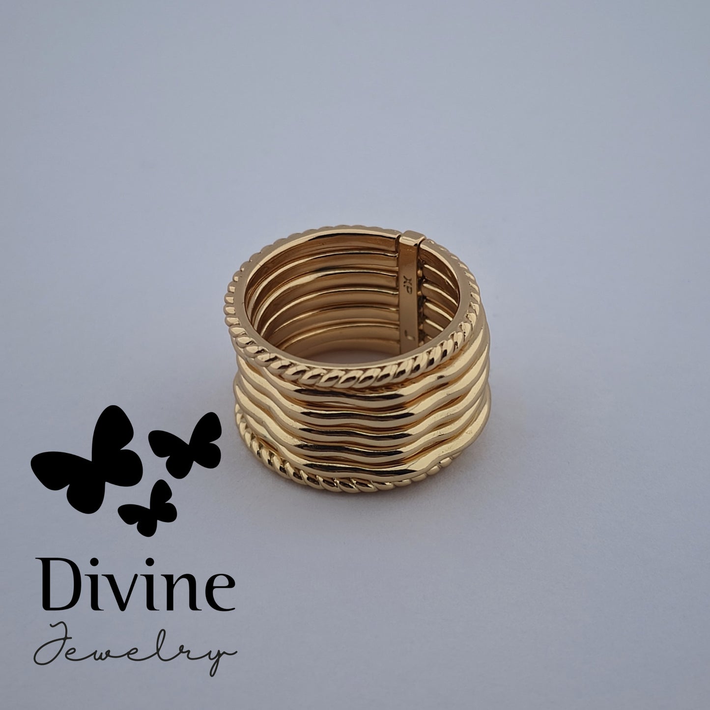 Divine Прстен “Royal Lines”