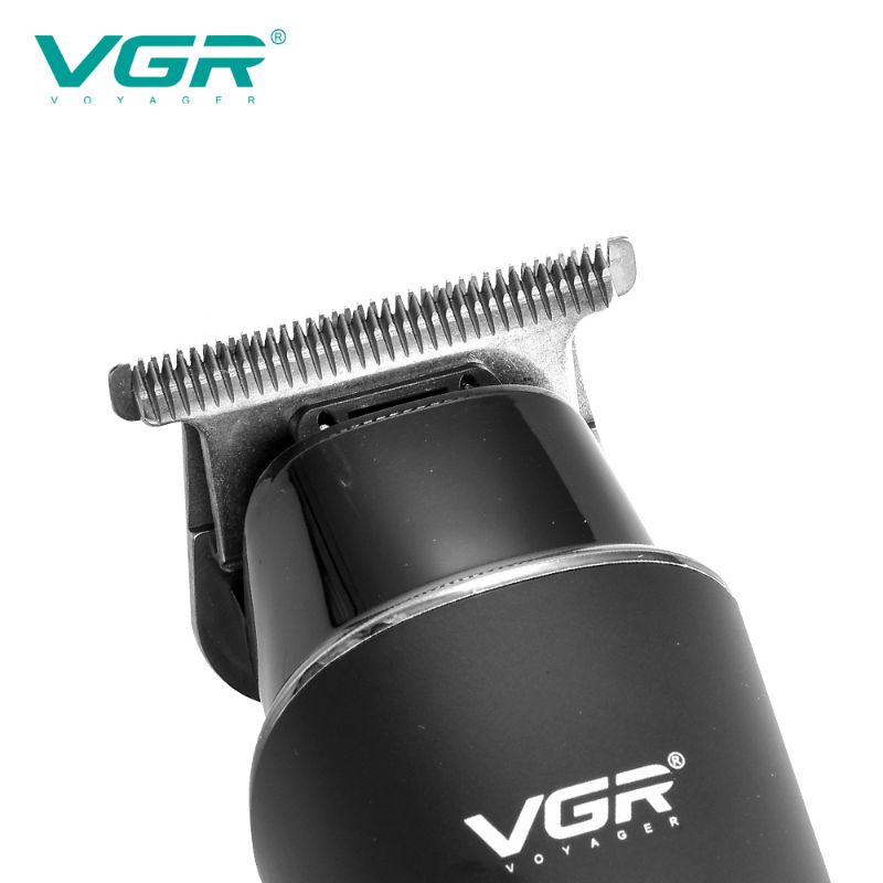 Машинка за стрижење VGR-937